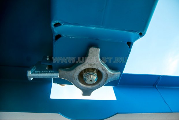 Контейнеровозные фитинги