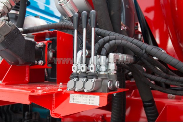 Гидрораспределитель 