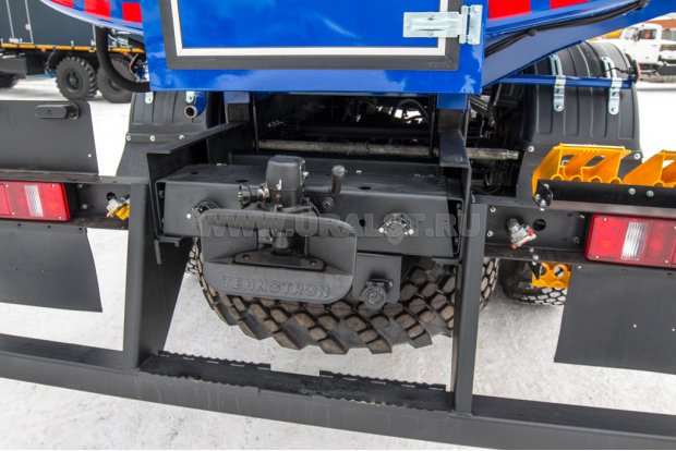 Заднее сцепное устройство