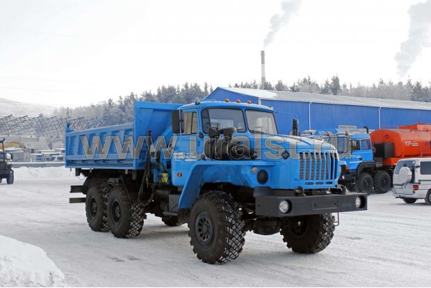 Самосвал Урал с КМУ ИМ-55
