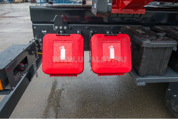 Пеналы с огнетушителями