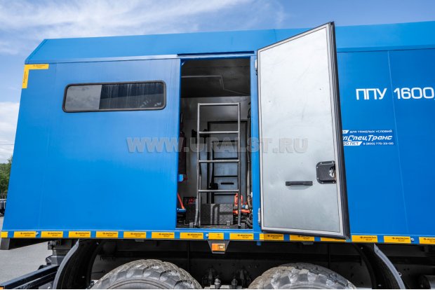 Откидная лестница