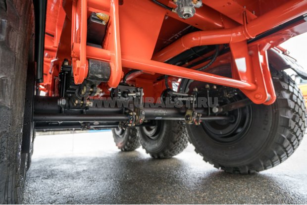 Рессорно-балансирная подвеска полуприцепа