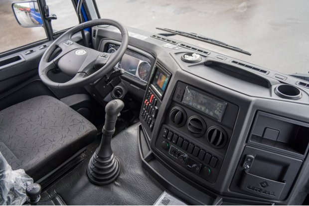 Кабина водителя