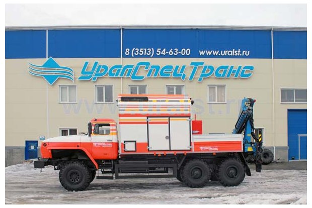 Автофургон Урал с КМУ