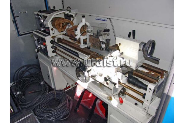 Токарный станок
