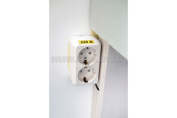 Розетка 220V