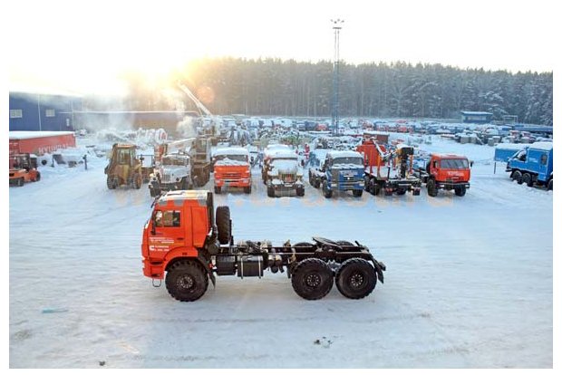 Седельный тягач Камаз 44108