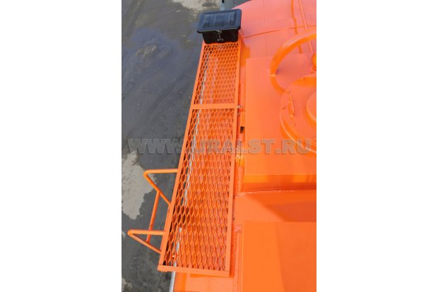 Площадка обслуживания цистерны