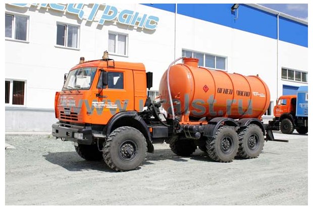 Автоцистерна АКН-10