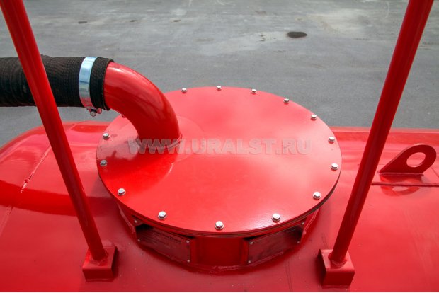 Технологический люк