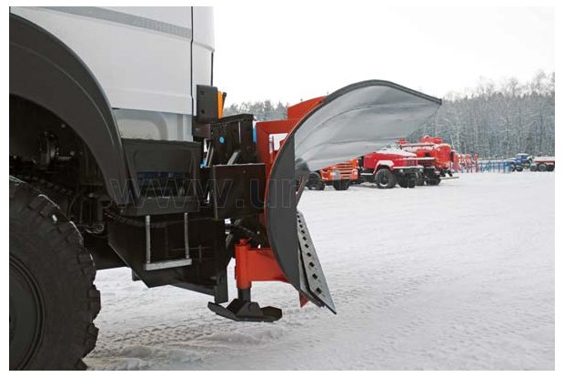 Передний отвал автомобиля техпомощи