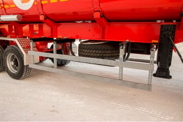 Боковая защита