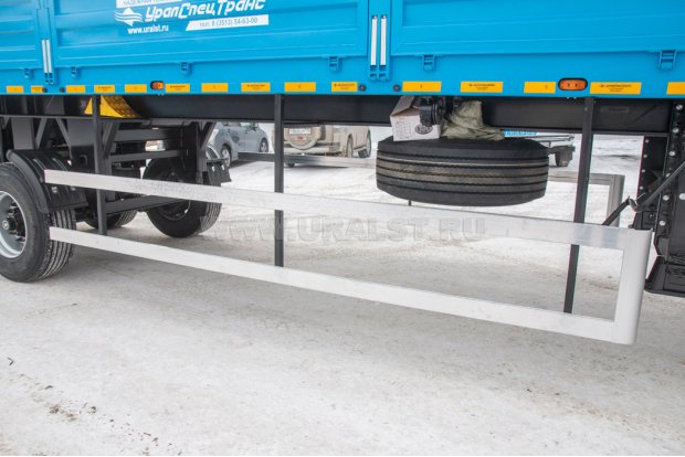 Боковая защита