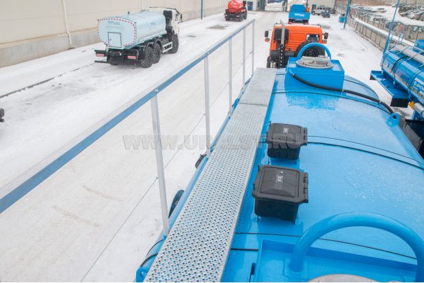 Площадка обслуживания цистерны