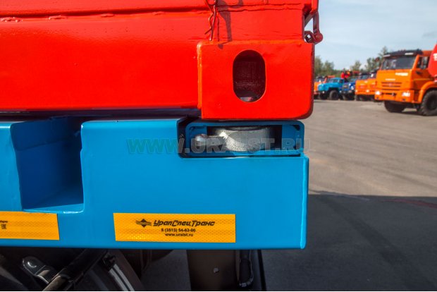 Контейнеровозный фитинг