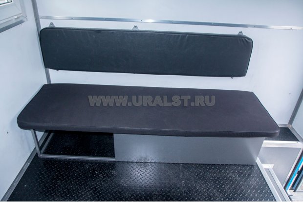 Диван-рундук