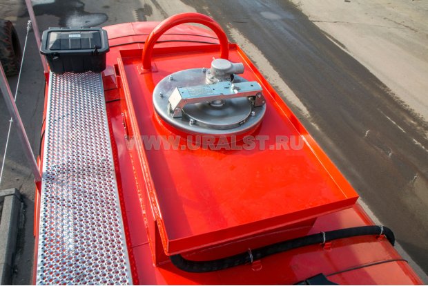 Заливная горловина