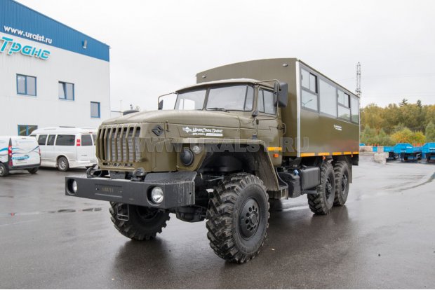 Автобус вахтовый Урал 32551-0013-61Е5