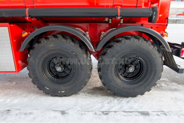 Оси полуприцепа