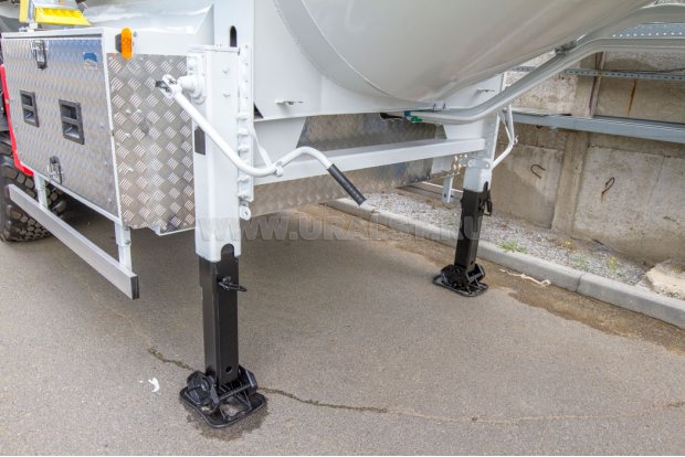 Опорное устройство