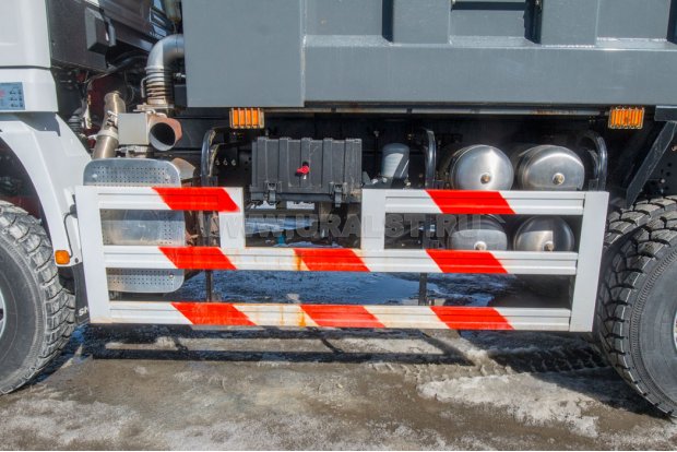 Боковая защита