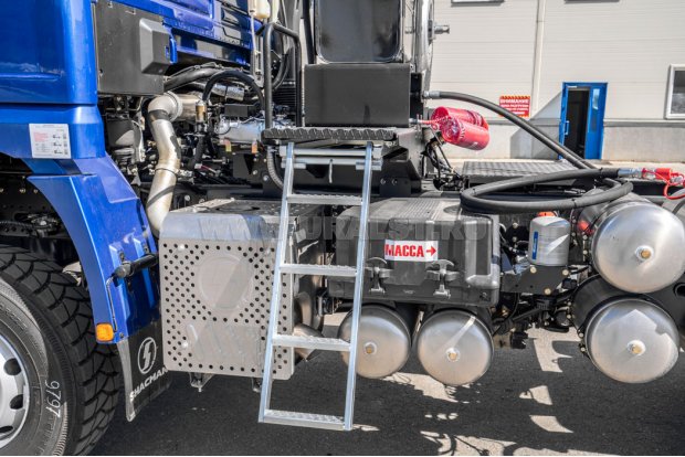 Выдвижная лестница