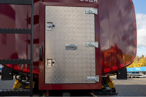 Отсек слива/налива