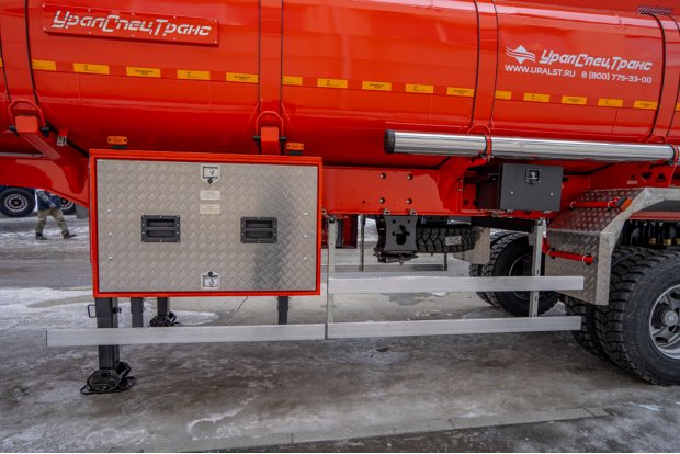 Боковая защита