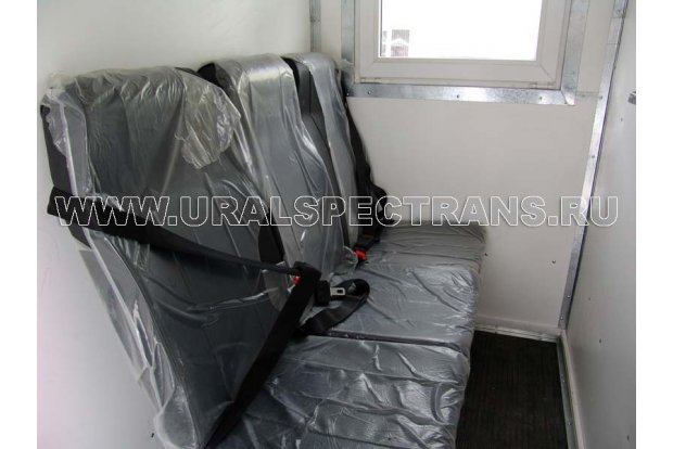 Пассажирские сиденья