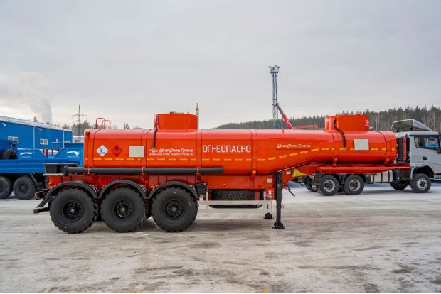 Полуприцеп-цистерна ППЦ 23-32Л-2НУ УСТ 9465 рамная, насос ССУ 1600