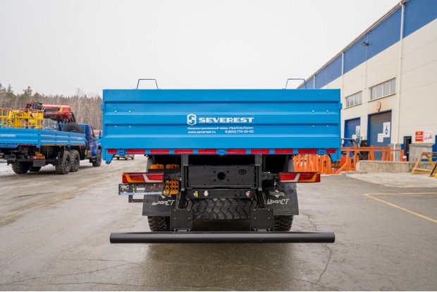 Бортовой автомобиль УСТ 5453 SHACMAN SX32586V385 6х6, база 4575мм, односкат