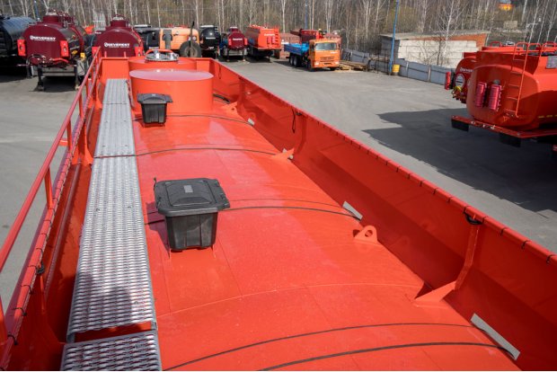 Площадка обслуживания цистерны