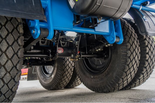 Рессорно-балансирная подвеска полуприцепа