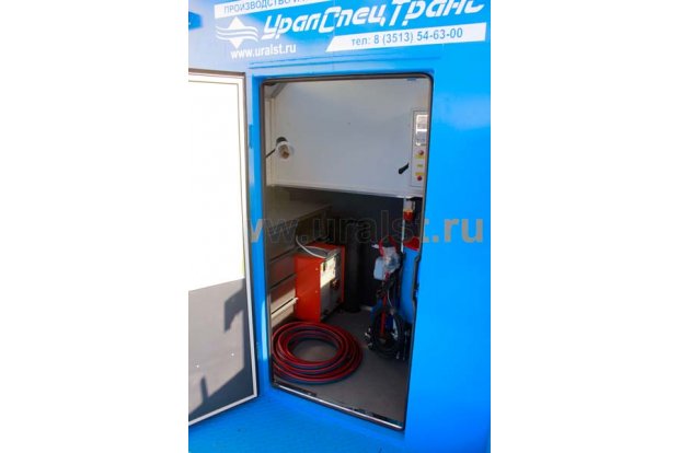 Вход в ремонтный отсек АРОК