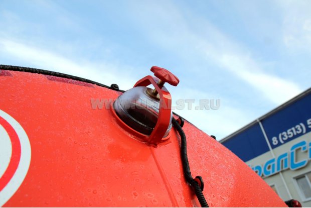 Смотровое окно емкости