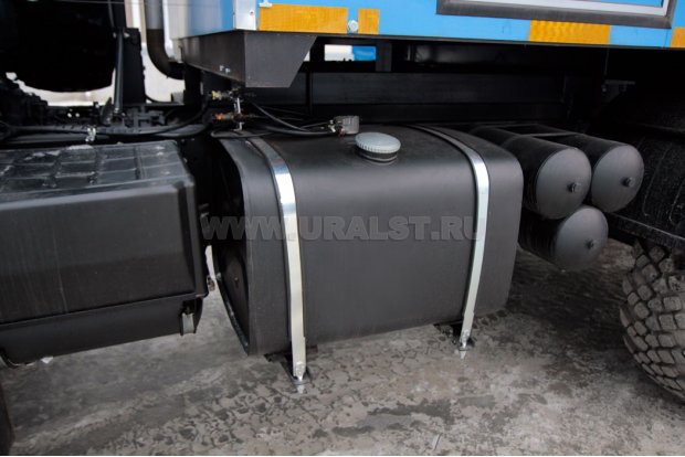 Топливный бак автомобиля Камаз