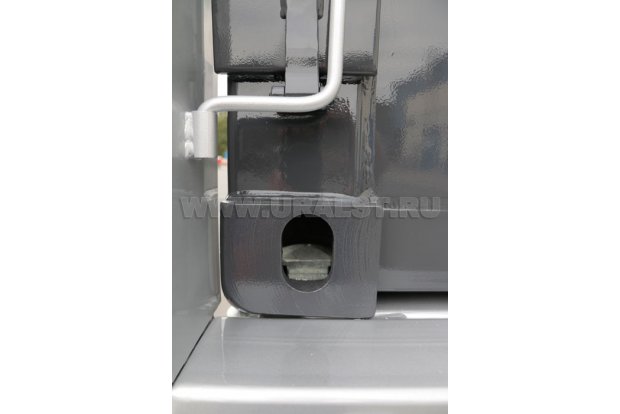 Фитинги для фиксации контейнер-цистерны