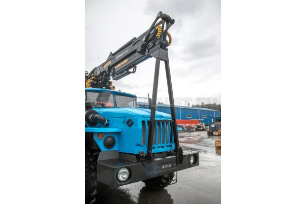 Упор для стрелы ГМ при складывании назад