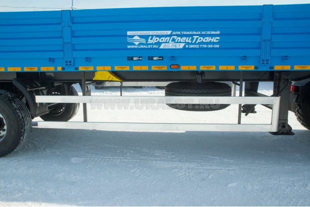 Боковая защита