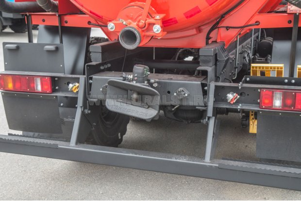 Заднее сцепное устройство