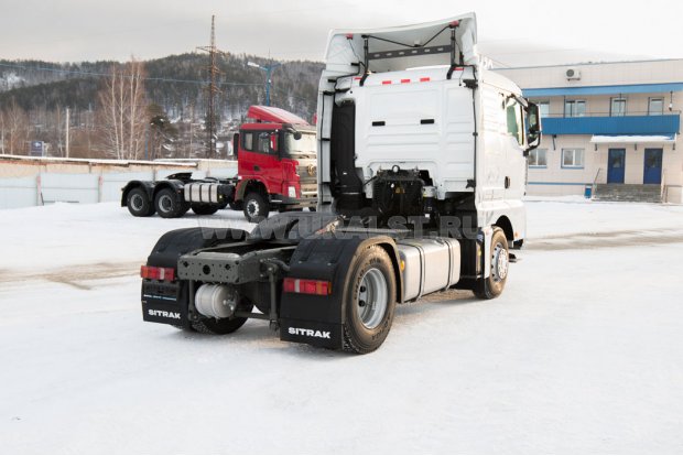 Седельный тягач SITRAK C7H 4х2