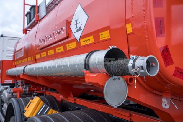 Напорно-всасывающий рукав в пенале