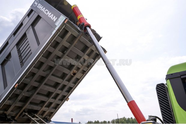 Гидро цилиндр подъема самосвального кузова