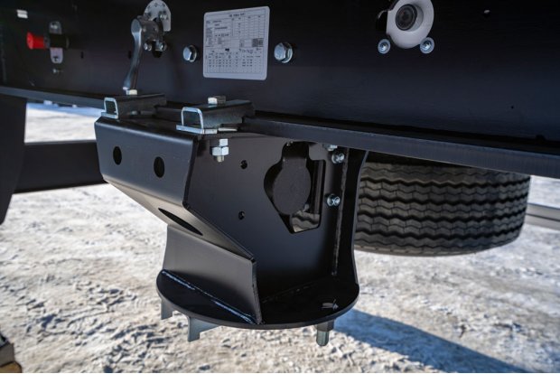 Крепление для второго запасного колеса