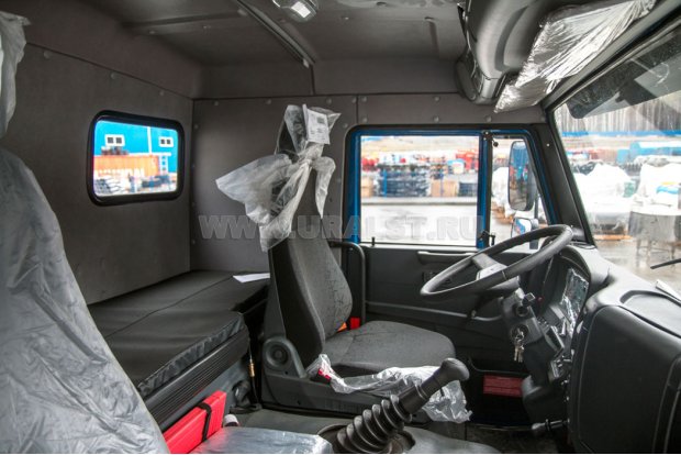 Кабина водителя тягача Камаз 65115-RN