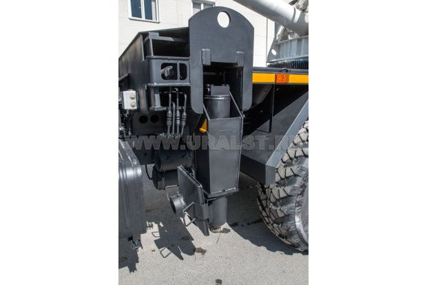 Опоры автокрана КС-45721