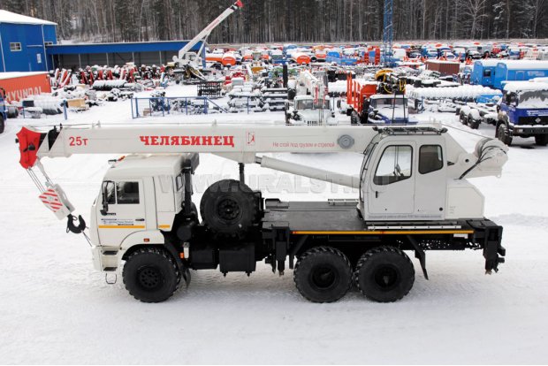 Автокран Челябинец КС-45721
