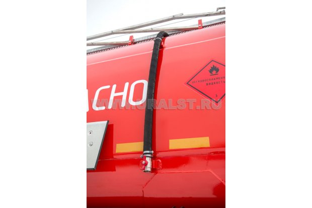 Шланг для слива разлитых нефтепродуктов