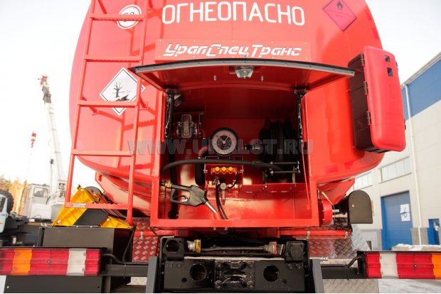 Узел выдачи топлива